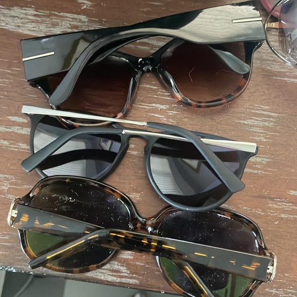 Set of 15 various styles and colors of sunglasses - Picture 8 of 13